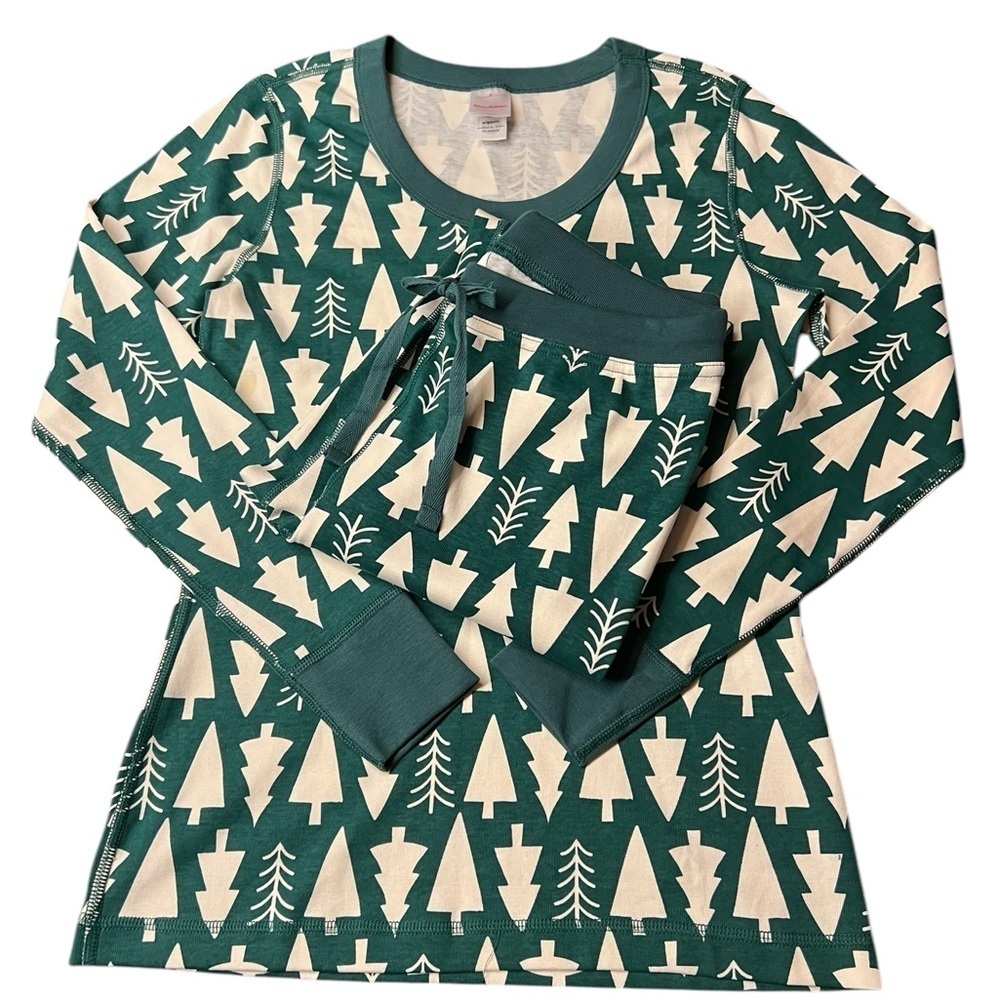 Hanna Andersson Green and White Christmas Tree Print Pajama Set Size Small